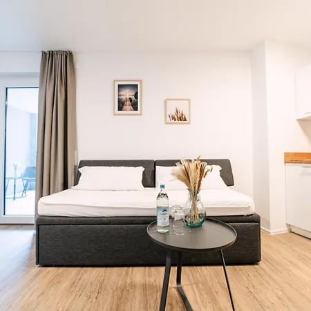 Zentrahome - Zentral Outlet Business Smarttv Balkon Apartament Metzingen (Tubingen)