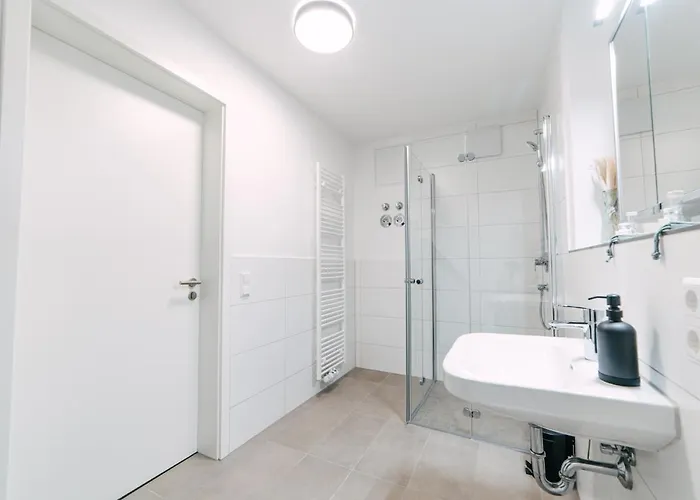 Zentrahome - Zentral Outlet Business Smarttv Balkon * Metzingen (Tubingen)